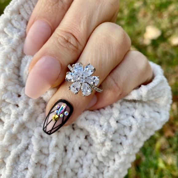 Jewelry - Snowflake 925 Silver Ring White Sapphire Size 6-10